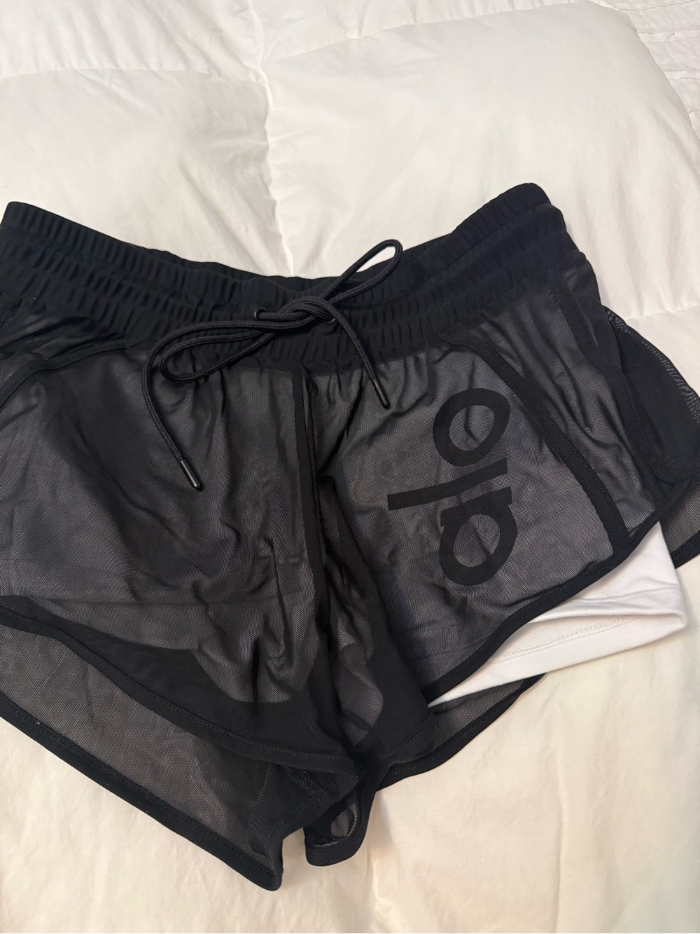 ALO Yoga Black Mesh Athletic Shorts with White Inner Liner